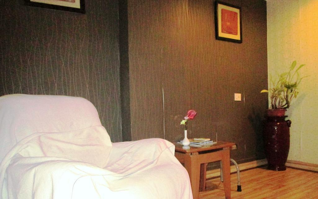 Indismart Hotel Kalküta Dış mekan fotoğraf