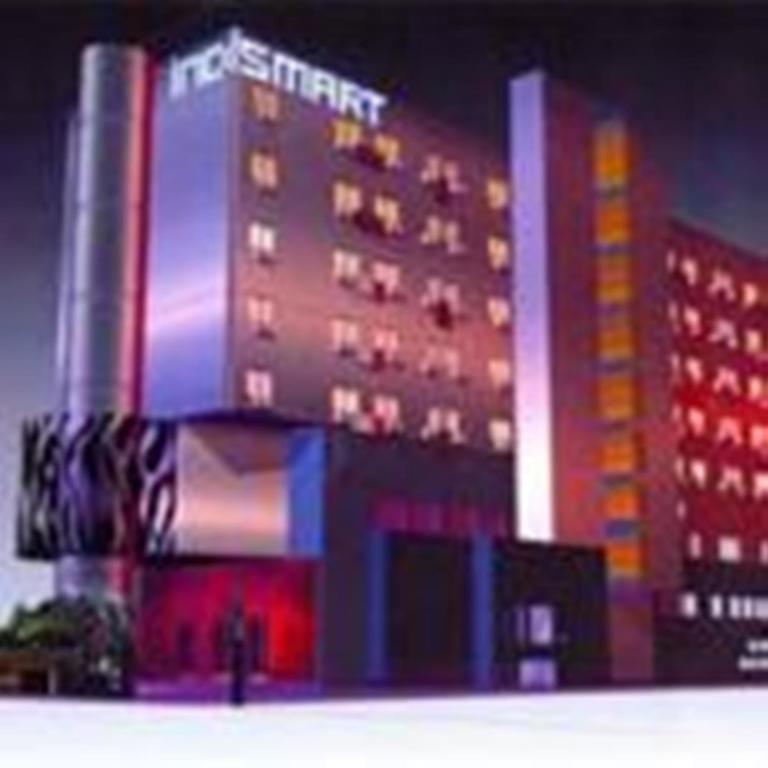 Indismart Hotel Kalküta Dış mekan fotoğraf