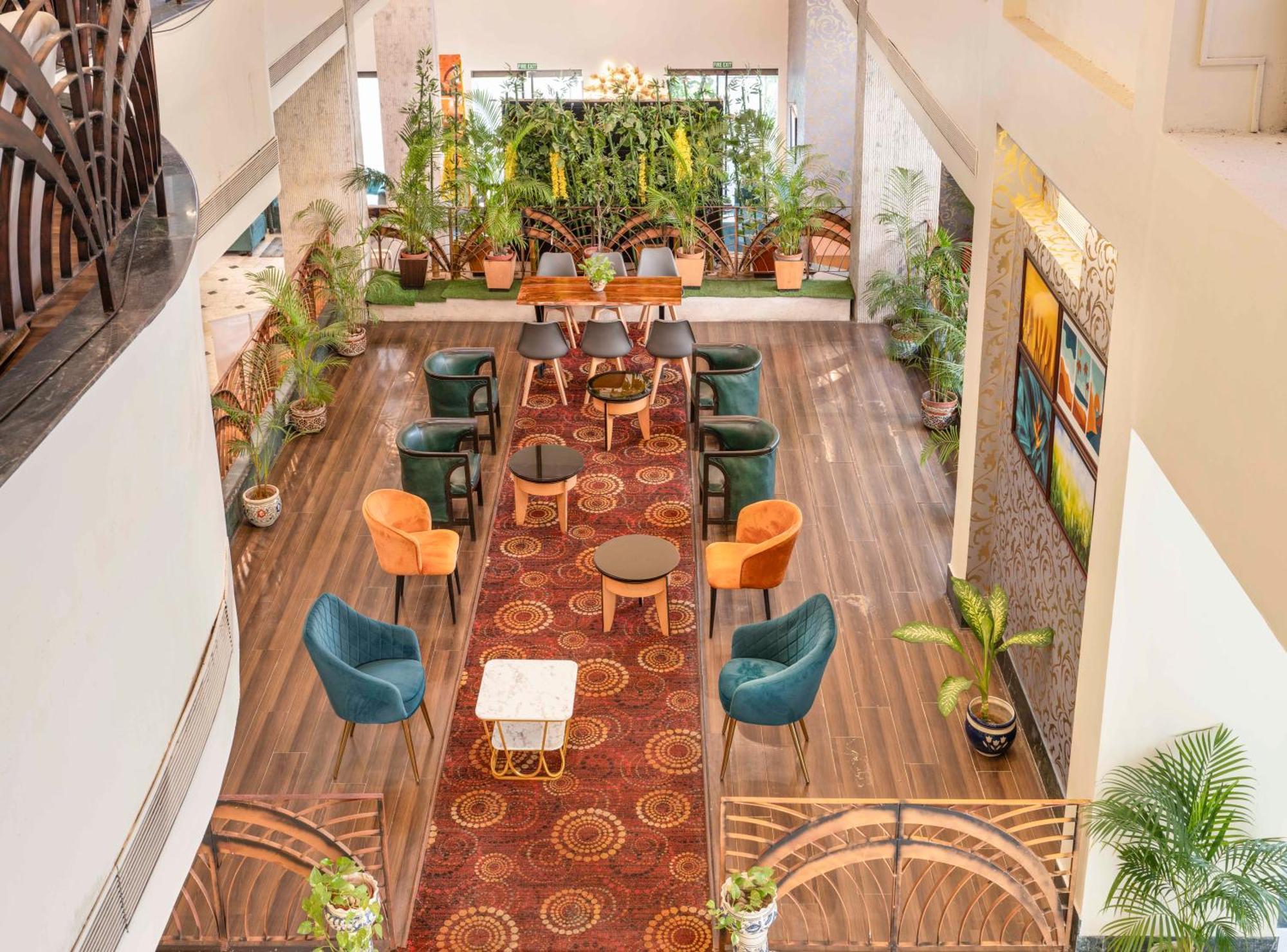 Indismart Hotel Kalküta Dış mekan fotoğraf