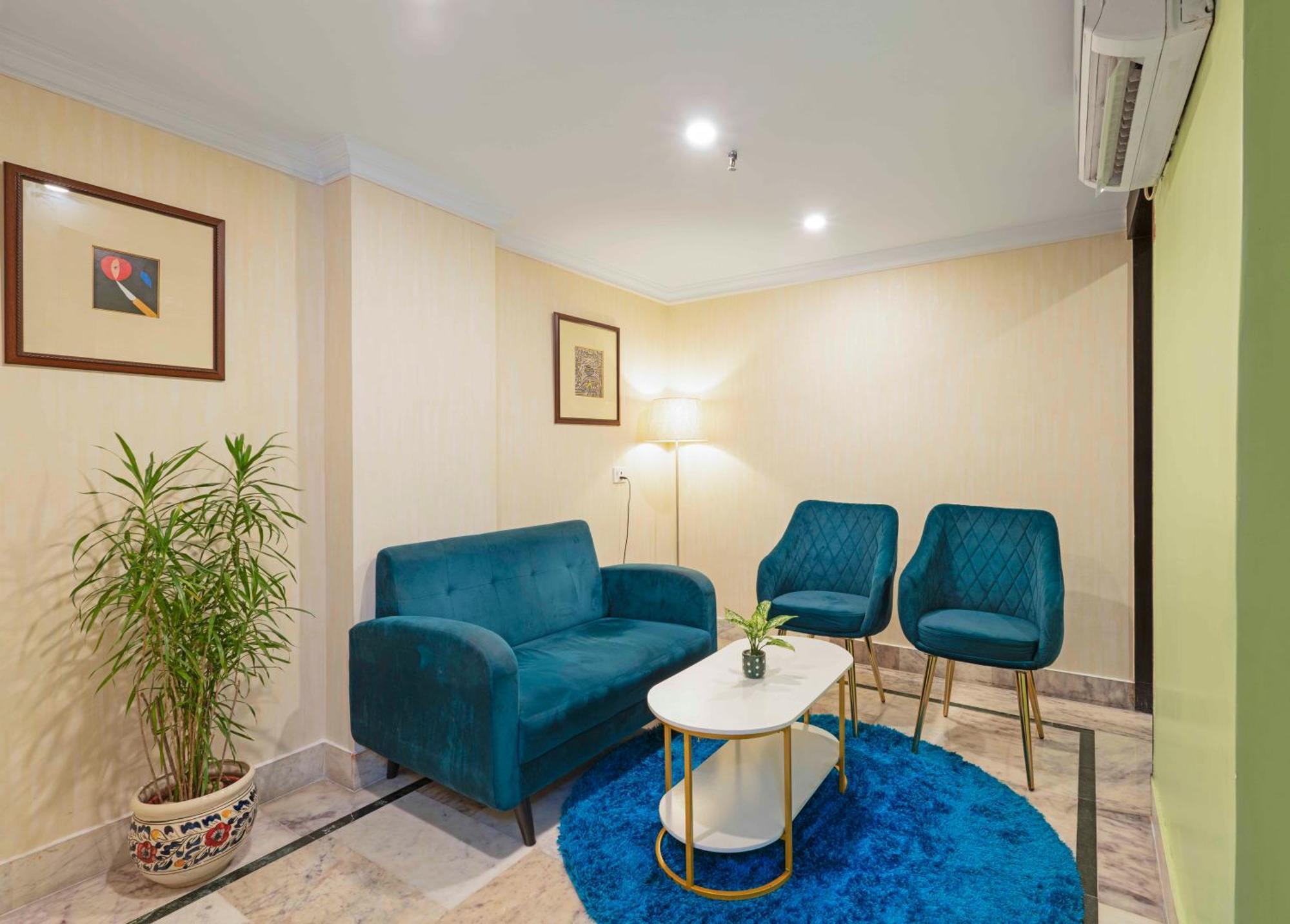 Indismart Hotel Kalküta Dış mekan fotoğraf