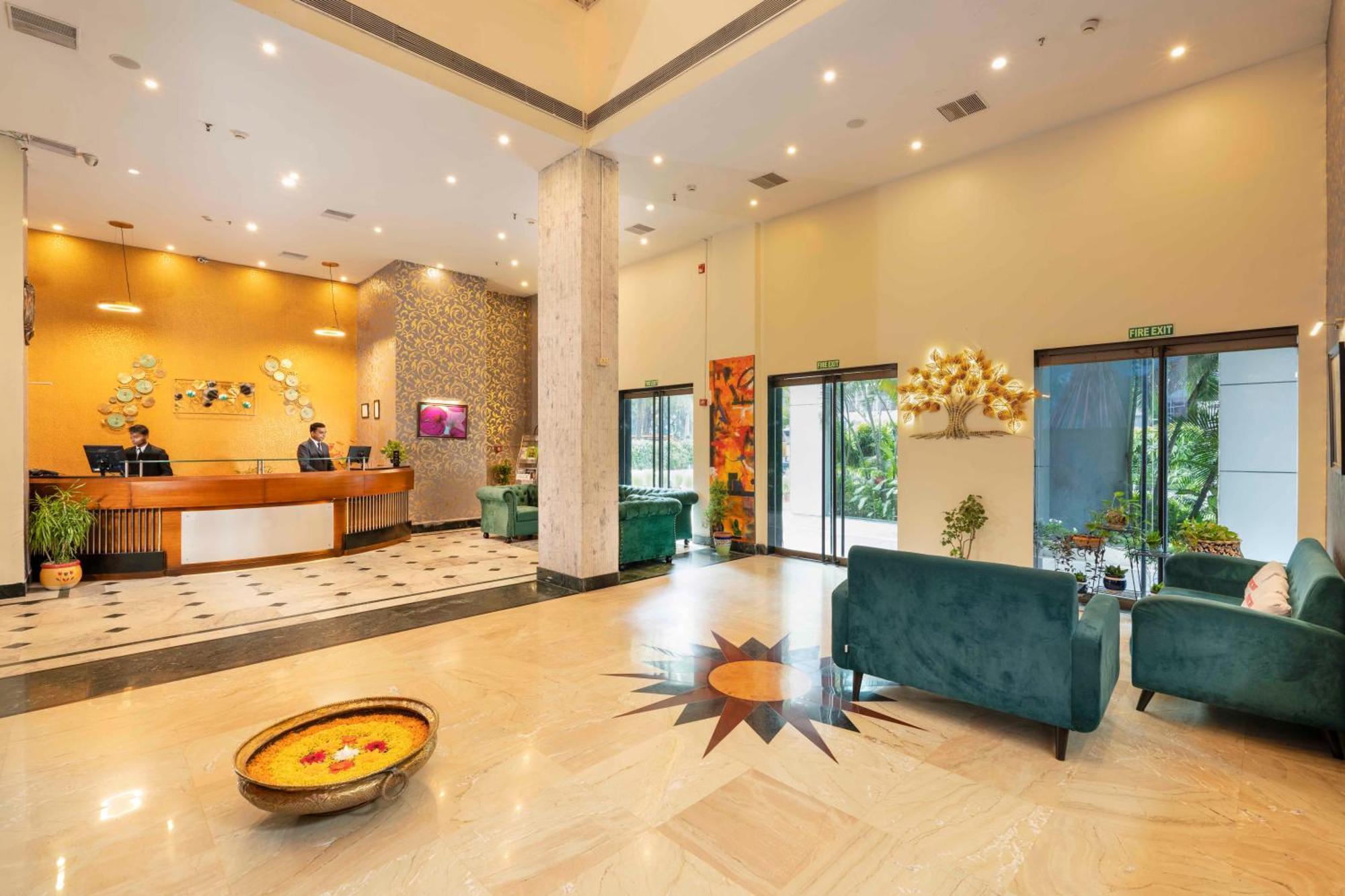 Indismart Hotel Kalküta Dış mekan fotoğraf