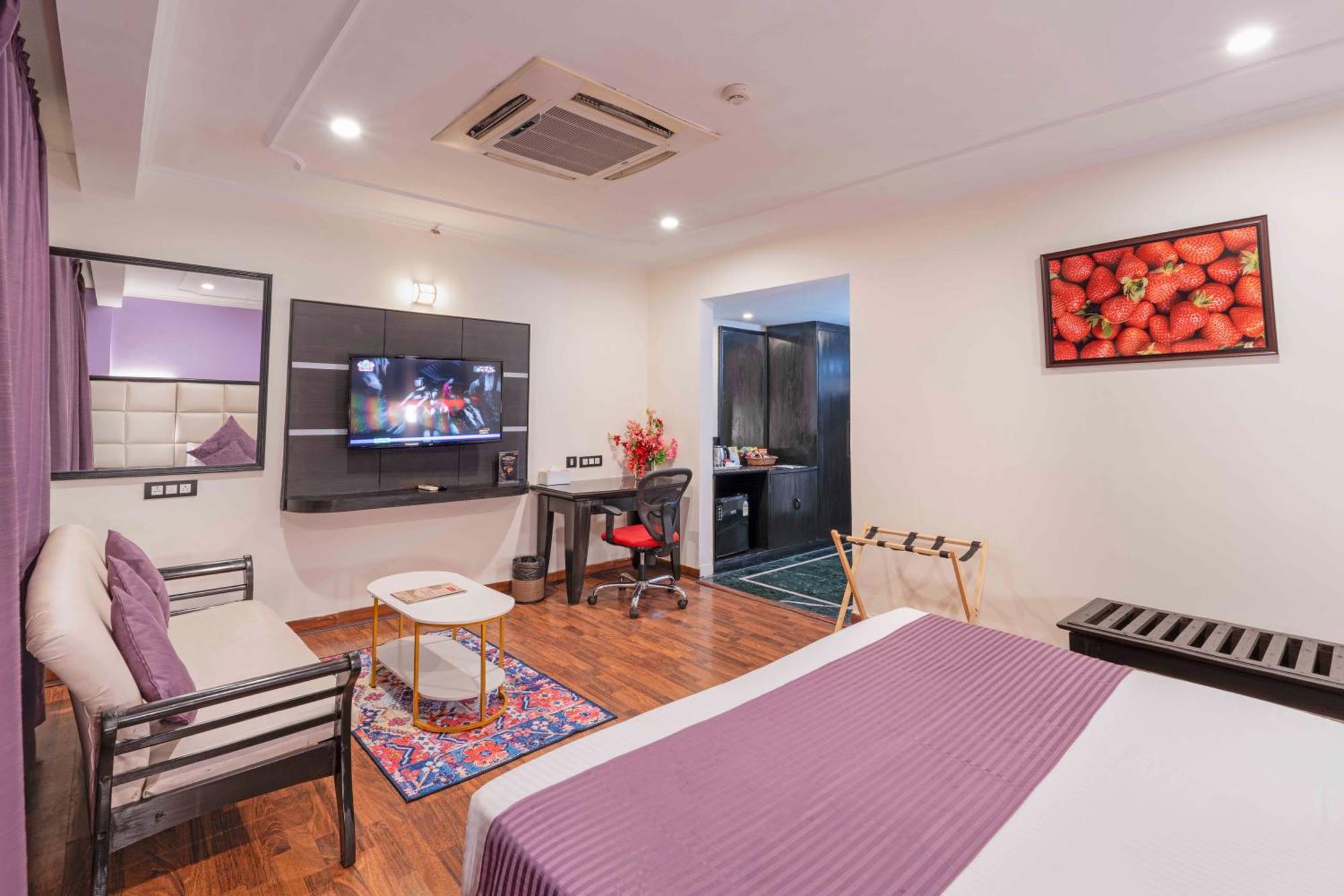 Indismart Hotel Kalküta Dış mekan fotoğraf